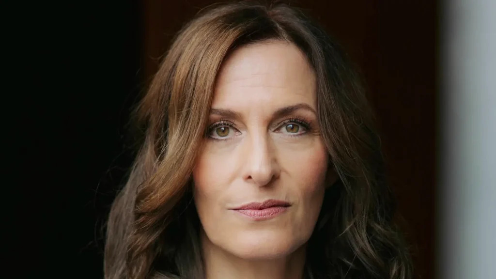 Bei GZSZ wird Katrin Flemming (Ulrike Frank) von ihrer Vergangenheit eingeholt.